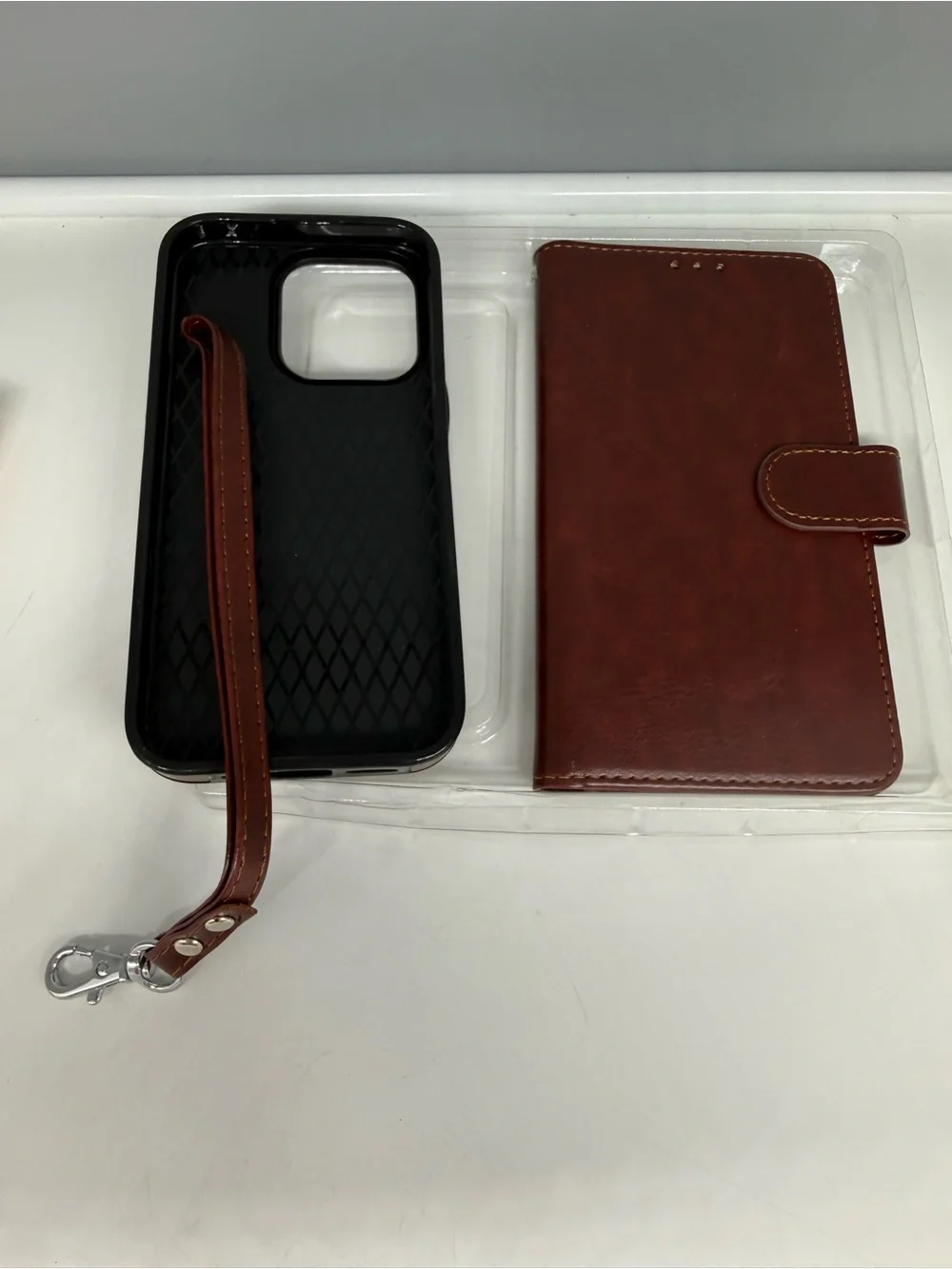 Bocasal wallet case features RFID blocking for IPhone 15 Pro Kickstand NWT